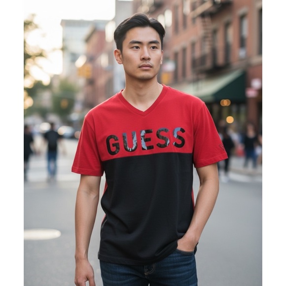 GUESS Men's Bold Red and Black T-shirt xl - Picture 1 of 3